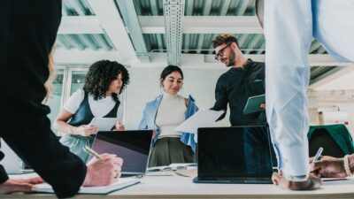 How CPR Certification Can Benefit Your Office Staff and Workplace
